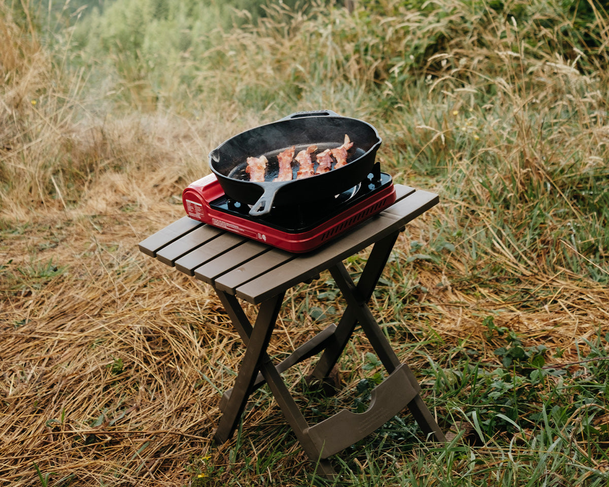 Mänresa cast iron pan, lifestyle photo 1