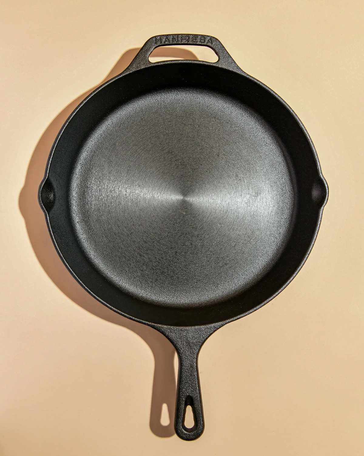 Mänresa cast iron pan, product image