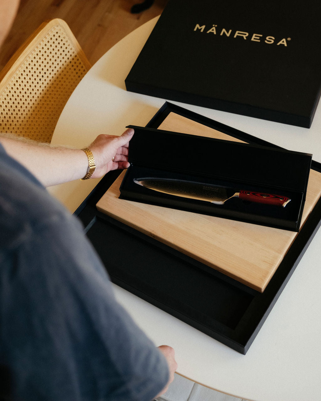 North Woods Maple butcher block chef knife gift set, American Pro chef knife with red handle in its open case
