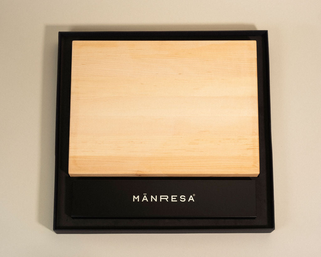 North Woods Maple butcher block in Mänresa gift box