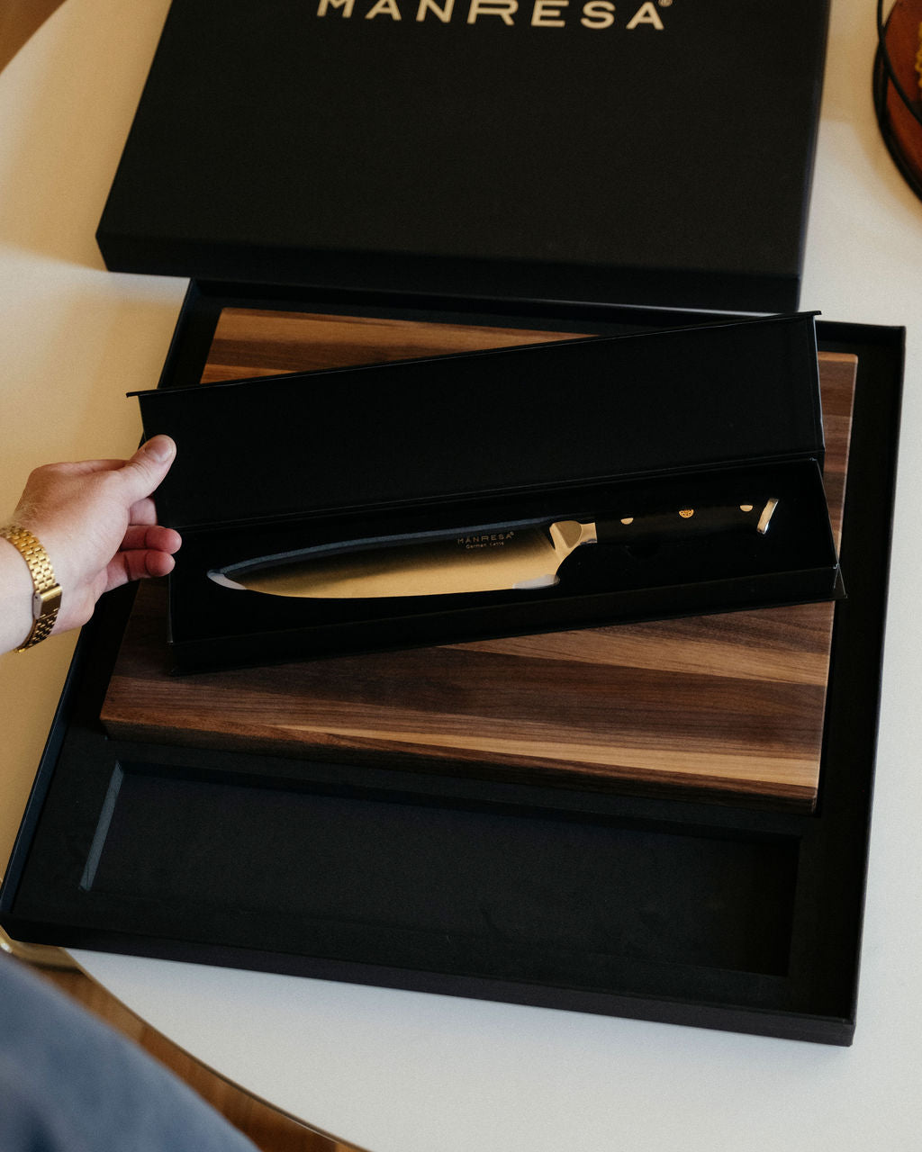 Walnut butcher block chef knife gift set, German Pro chef knife close-up in its case